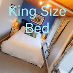 Апартаменты The Blue Door, Main St, Carrigart, F92hc04 *