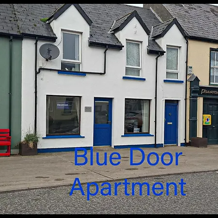 Blue Door Main St, Carrigart, F92hc04 *