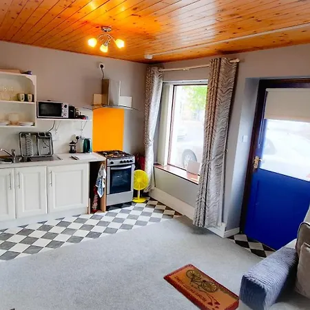 Appartamento Blue Door Main St, Carrigart, F92hc04 *