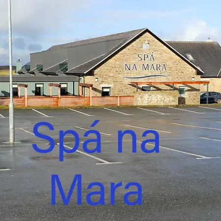 Апартаменты The Blue Door, Main St, Carrigart, F92hc04 *