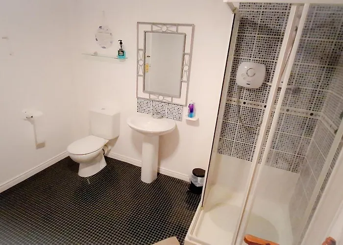 The Blue Door, Main St, Carrigart, F92hc04 Carrigart